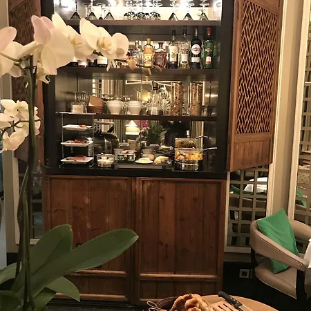 ホテル レカミエ 4*