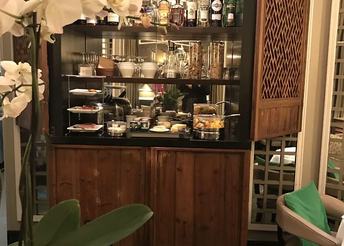 Hotel Recamier 4*